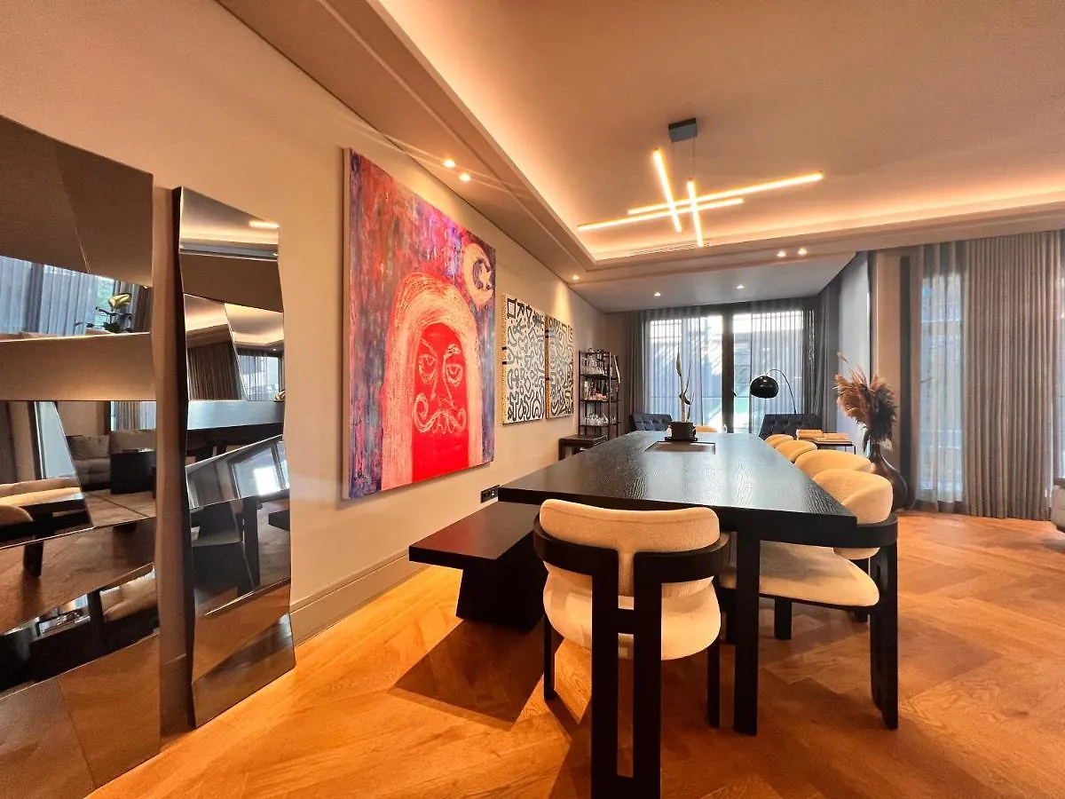 Amazing Luxury Large 4 Bedroom Apt Istinye Park 1 Min 250M2 이스탄불 0*,  터키