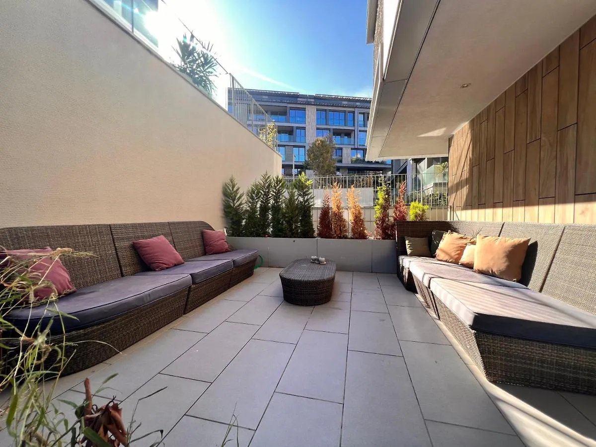 아파트 Amazing Luxury Large 4 Bedroom Apt Istinye Park 1 Min 250M2 이스탄불 터키